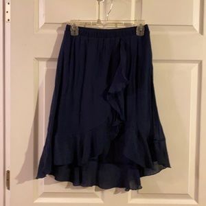 IZ BYER cute ruffle navy blue skirt.